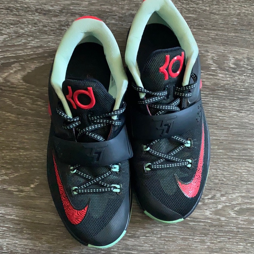 KD Good apple size 5.5Y